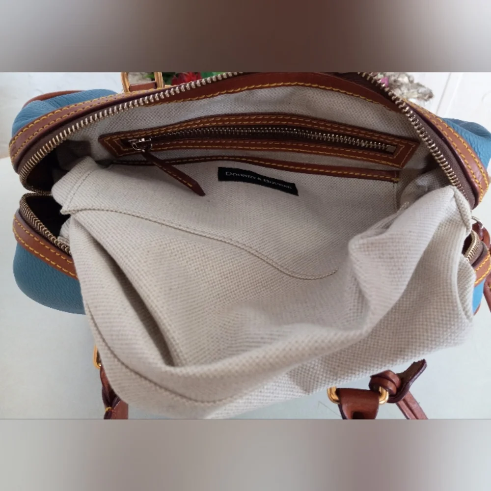 Dooney & Bourke sold out
